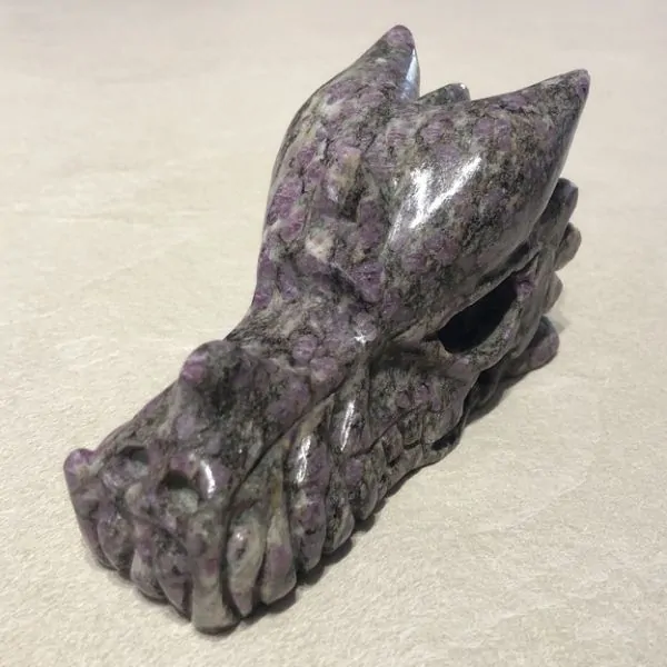 Tête de Dragon Rubelite [TD35] | Dragons en Minéraux | Dans les yeux de Gaïa