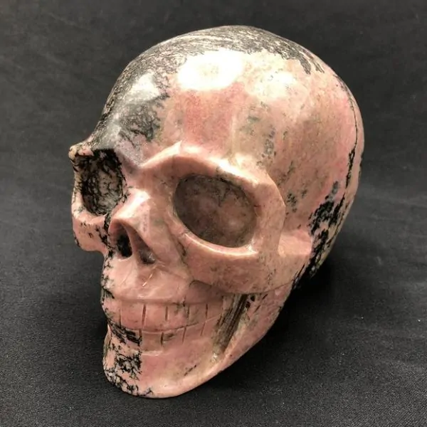 Crâne en Rhodonite 1| Crânes de Cristal | Dans les yeux de Gaïa