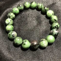 Bracelet Rubis Zoïsite perles rondes 10mm | Bracelets en Pierres | Dans les yeux de Gaïa