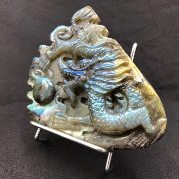 Dragon Chinois Labradorite | Minéraux de collection | Dans les yeux de Gaïa