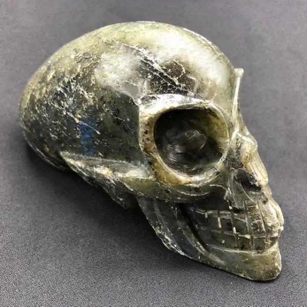Crâne allongé ufologique Labradorite - photo 3 | Dans les Yeux de Gaia