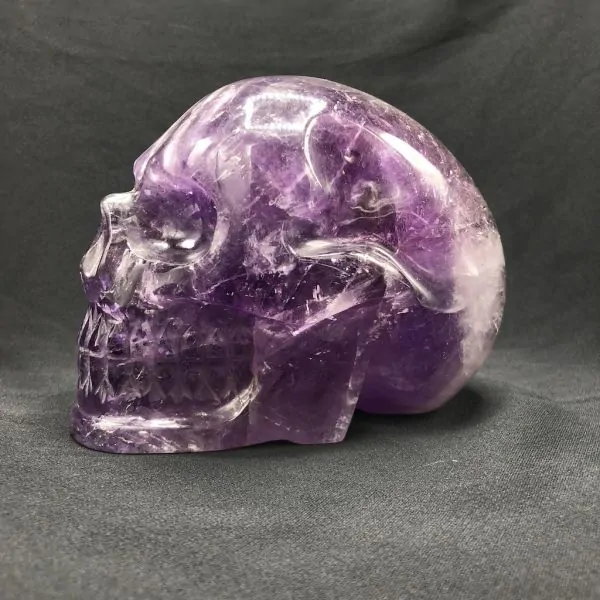 Crâne en Améthyste -1| Crânes de Cristal | Dans les yeux de Gaïa