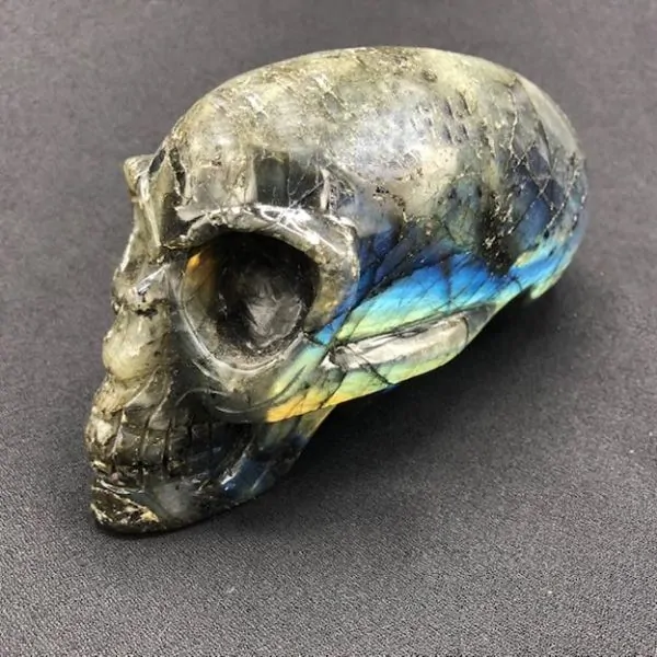 Crâne allongé ufologique Labradorite - 3 | Dans les Yeux de Gaia
