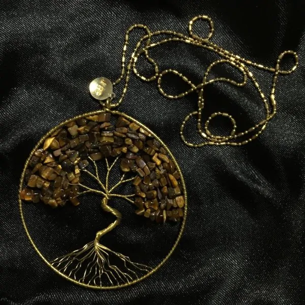 Collier artisanal arbre de vie en oeil de tigre | Pendentifs en Minéraux | Dans les yeux de Gaïa