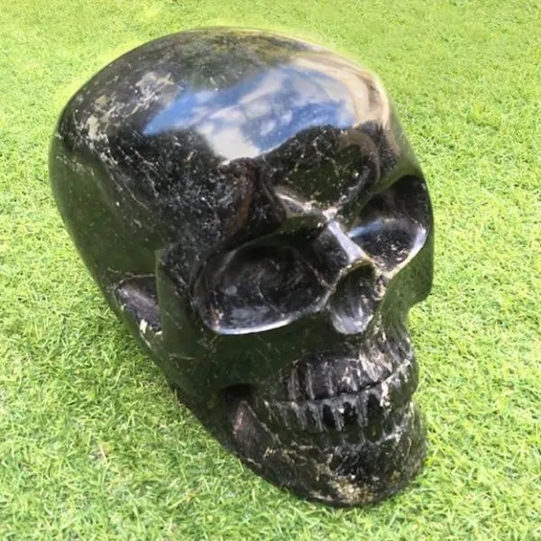 Crâne Tourmaline 21kg | Crânes de Cristal | Dans les yeux de Gaïa