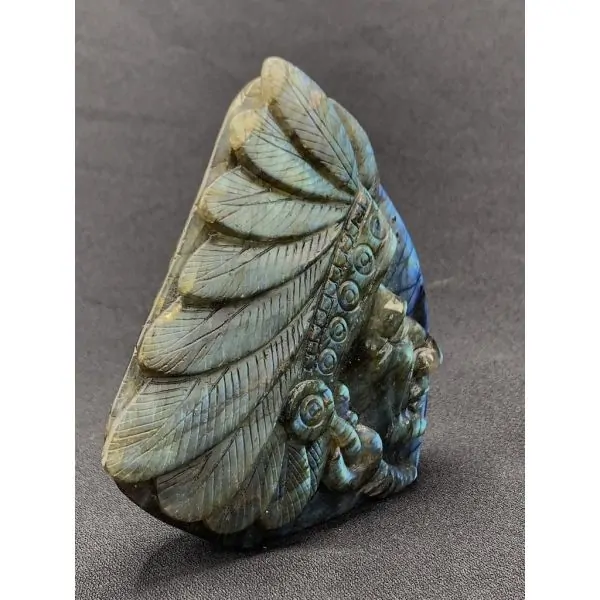 Tête Amérindienne Labradorite -1 | Minéraux de collection | Dans les yeux de Gaïa