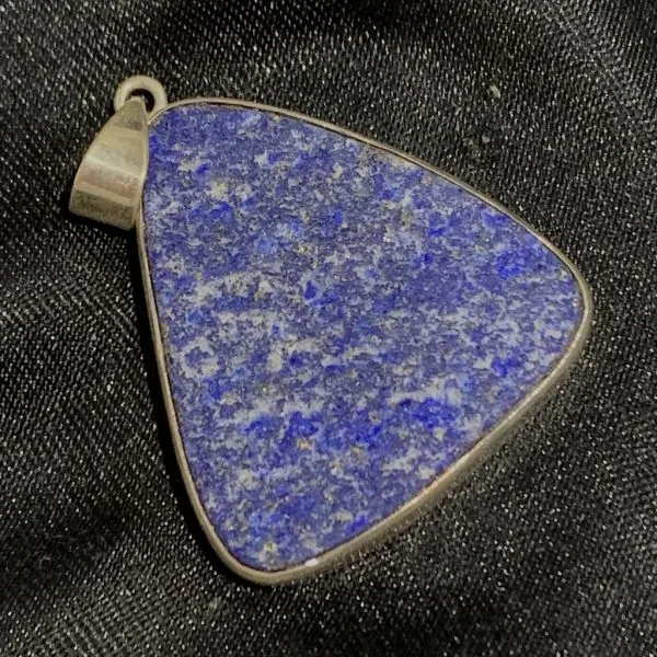 Pendentif Lapis-Lazuli serti en Argent 925 - Photo 1 | Dans les Yeux de Gaia