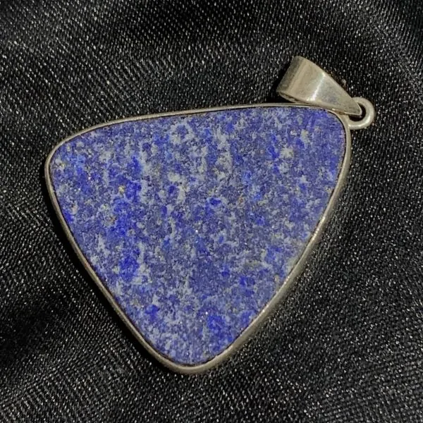 Pendentif Lapis-Lazuli serti en Argent 925 - Photo 3 | Dans les Yeux de Gaia