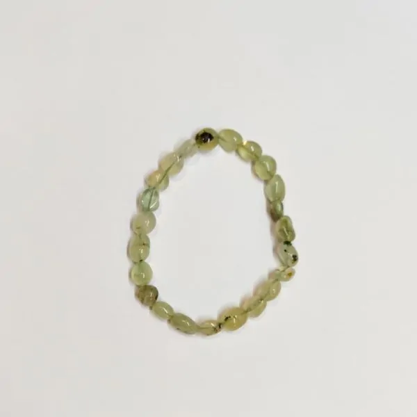Bracelet en Prehnite perles olives env. 6mm | Bracelets en Pierres | Dans les yeux de Gaïa