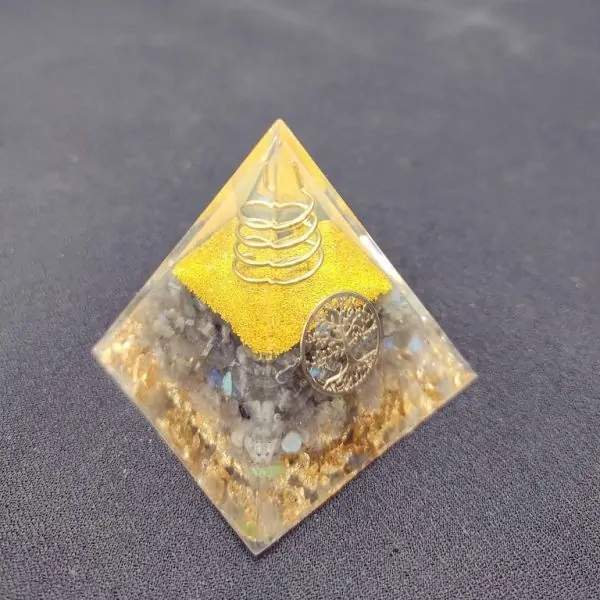 Mini Pyramide Orgonite Pierre naturelle - Labradorite | Orgonites et condensateurs | Dans les yeux de Gaïa