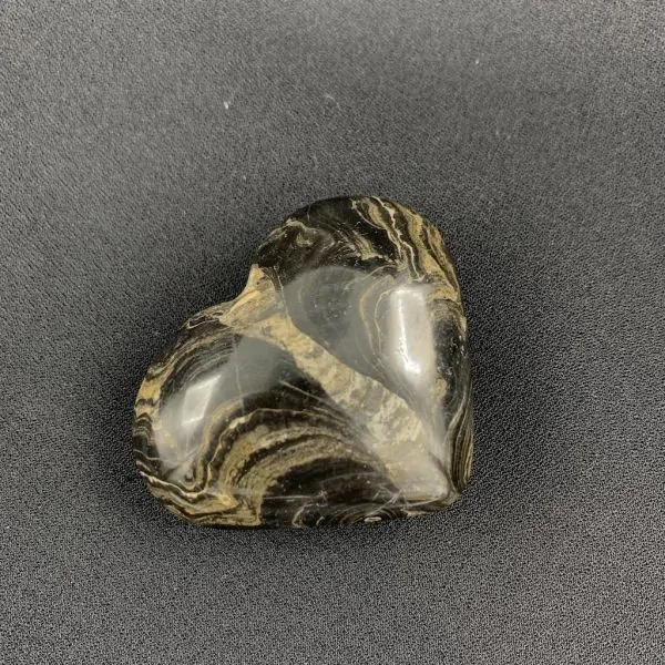 Coeur en Stromatolite -5| Sphères, Oeufs, et Coeurs | Dans les yeux de Gaïa