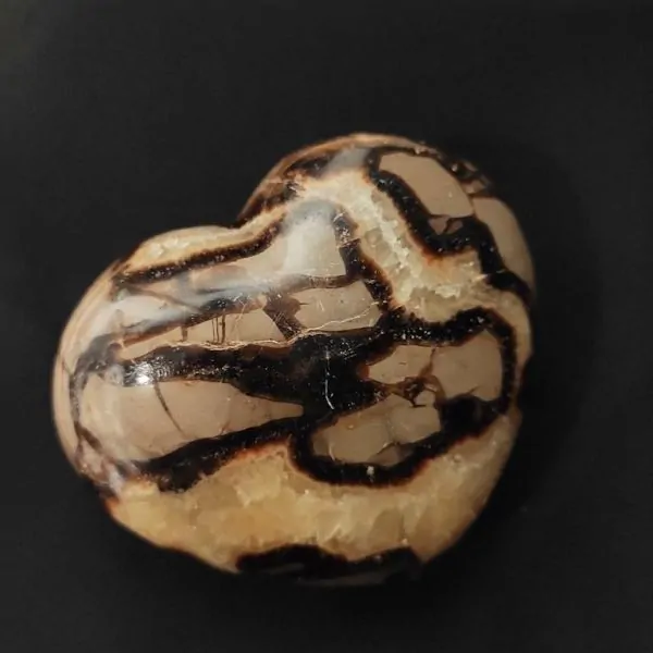 Coeur en Septaria -1| Sphères, Oeufs, et Coeurs | Dans les yeux de Gaïa