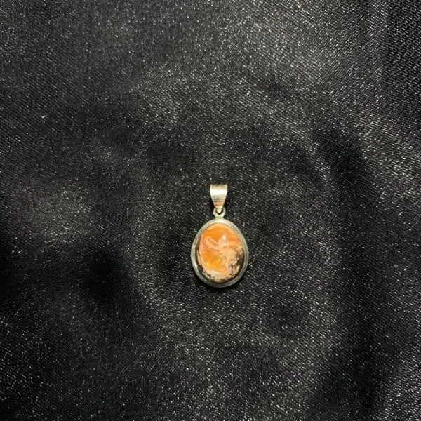 Pendentif en Opale de Feu serti en Argent 925 - Photo 2 | Dans les Yeux de Gaia