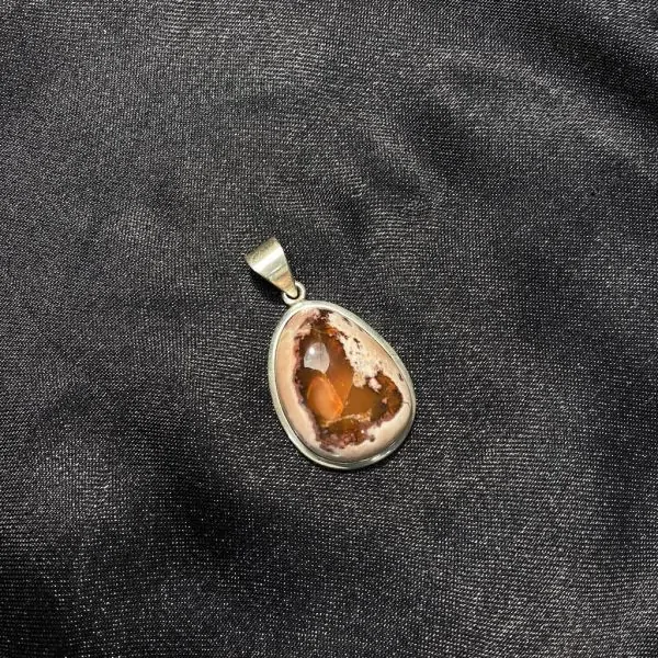 Pendentif en Opale de Feu serti en Argent 925 -16| Pendentifs en Minéraux | Dans les yeux de Gaïa