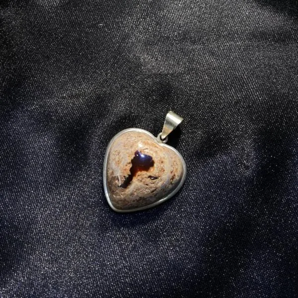 Pendentif en Opale de Feu serti en Argent 925 -15| Pendentifs en Minéraux | Dans les yeux de Gaïa