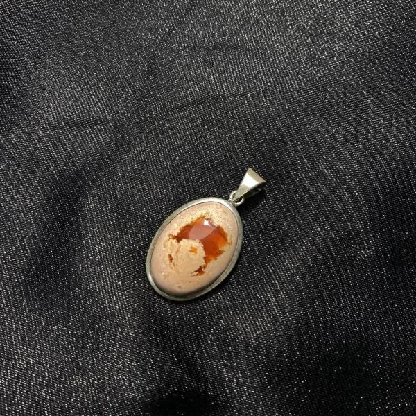 Pendentif en Opale de Feu serti en Argent 925 -8| Pendentifs en Minéraux | Dans les yeux de Gaïa