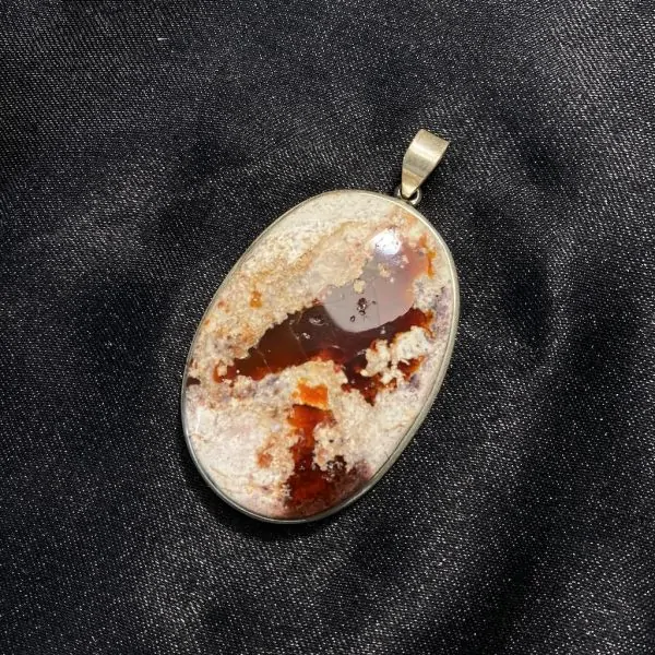 Pendentif en Opale de Feu serti en Argent 925 -7 | Pendentifs en Minéraux | Dans les yeux de Gaïa