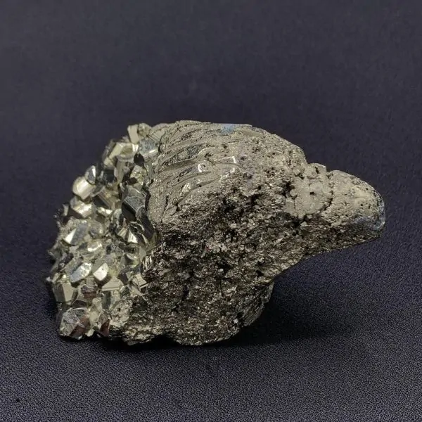 Aigle en Pyrite | Minéraux de collection | Dans les yeux de Gaïa