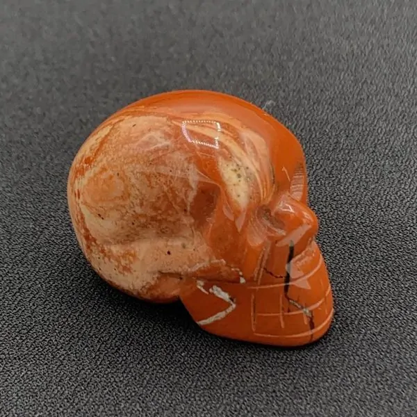 Crâne Miniature en Jaspe Rouge, profil 2 | Dans les Yeux de Gaia