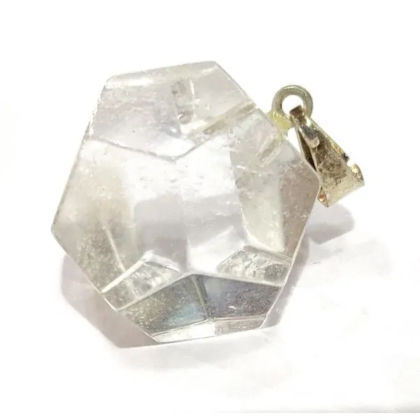 Pendentif dodécaèdre en Cristal de Roche | Pendentifs en Minéraux | Dans les yeux de Gaïa