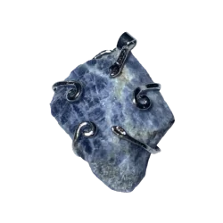 Pendentif en Sodalite serti sur métal argenté -1 | Pendentifs en Minéraux | Dans les yeux de Gaïa
