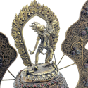 Crâne népalais en Cristal de Roche de l'Himalaya avec Dakini en bronze 6| Dans les Yeux de Gaïa