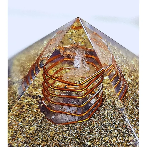 Pyramide Orgonite en Améthyste et Spirale grand modèle - minéraux| Dans les yeux de Gaïa